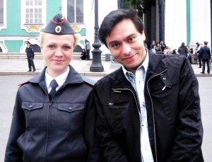 Con policia en san Peter